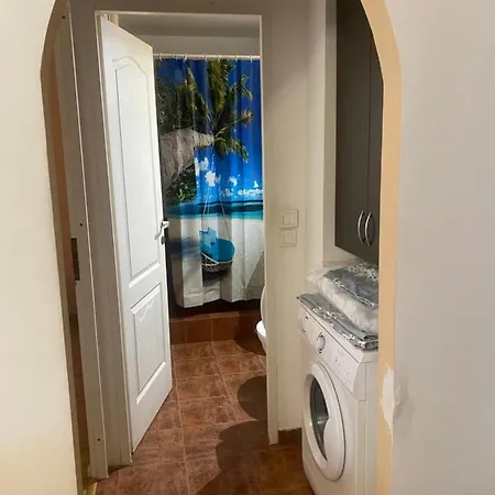 Apartment Doua Centru Vechi - Parcare Privata Gratuita La Minimum 3 Nopti!! Free Private Parking For Minimum 3 Nights *