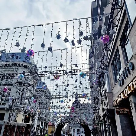 Doua Centru Vechi - Parcare Privata Gratuita La Minimum 3 Nopti!! Free Private Parking For Minimum 3 Nights Apartment Craiova