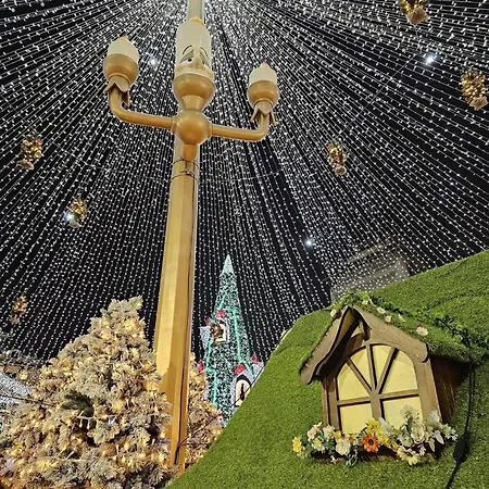 Doua Centru Vechi - Parcare Privata Gratuita La Minimum 3 Nopti!! Free Private Parking For Minimum 3 Nights Craiova